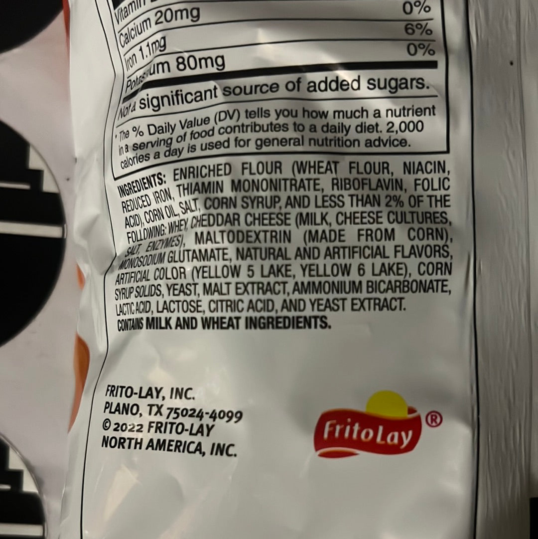 Cheetos Cheddar Pretzels 283g