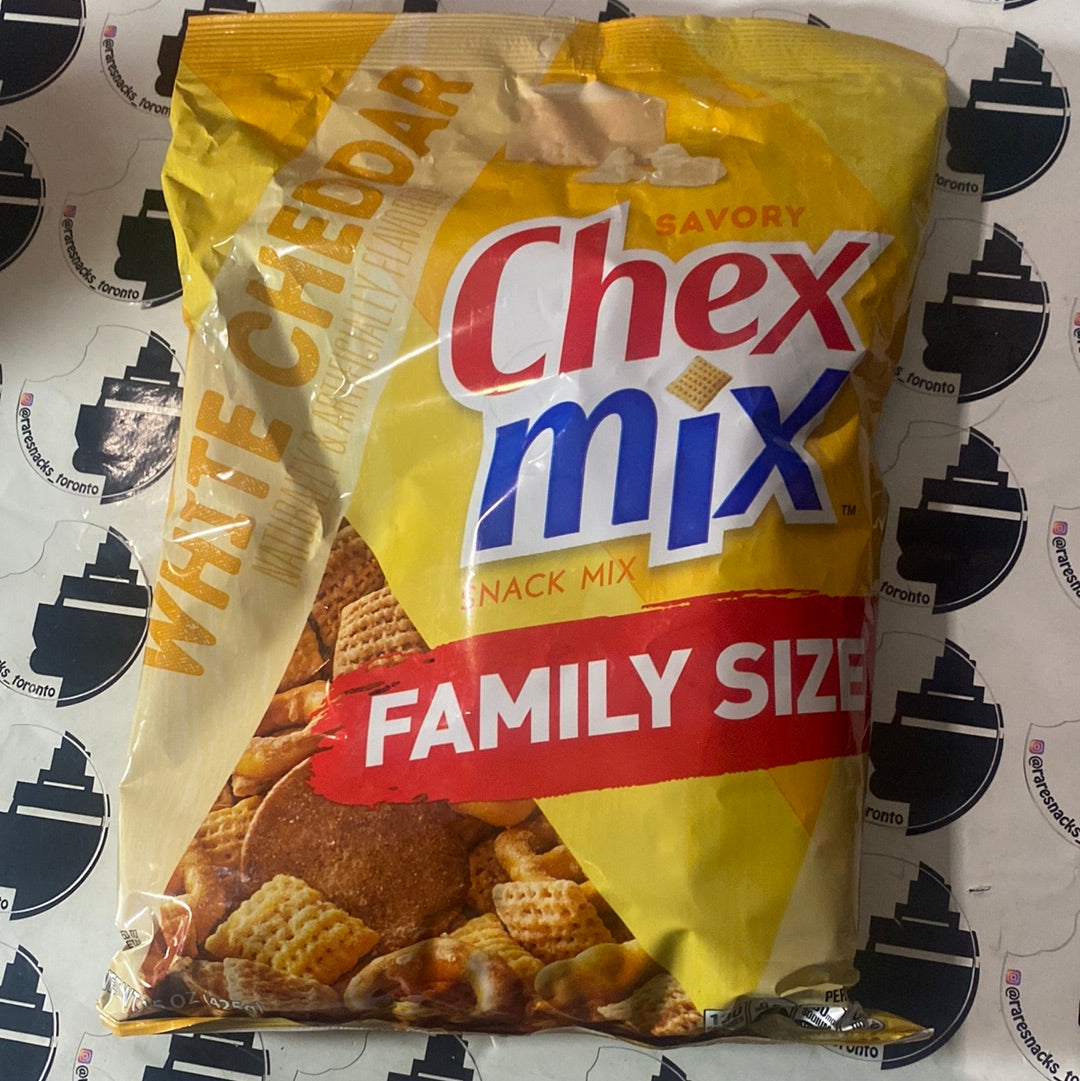 Chex Mix White Cheddar Family Size 425g