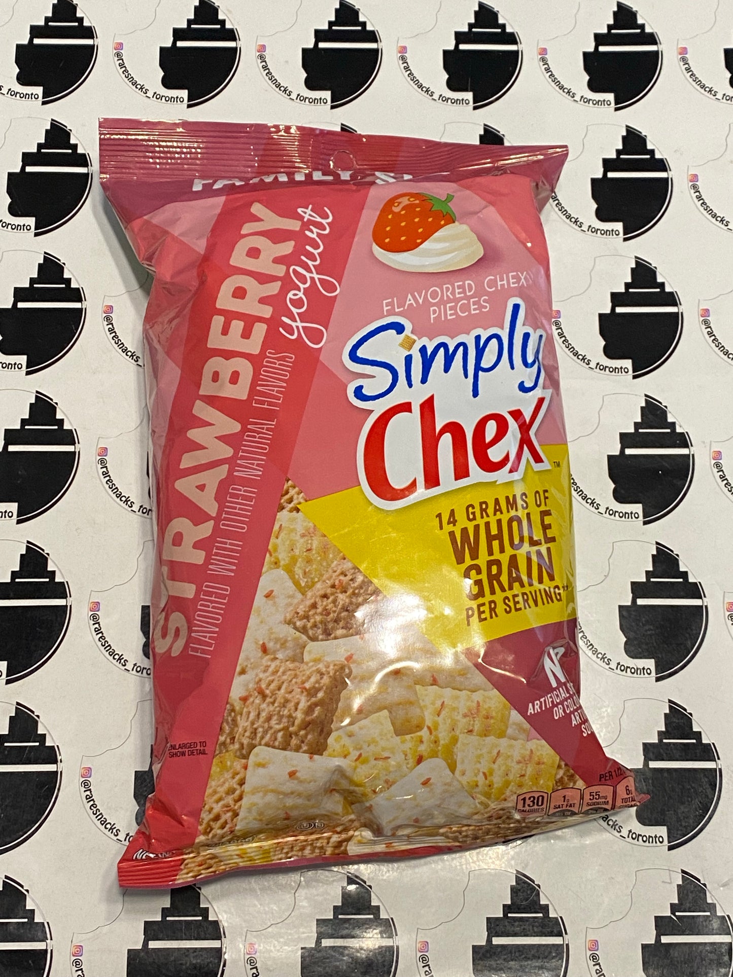 Simply Chex Mix Strawberry Yogurt Family Size